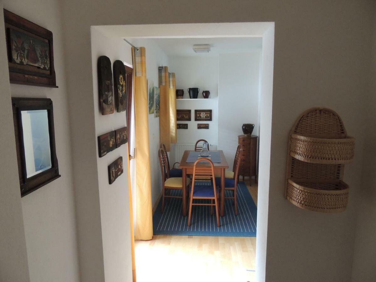 Apartma โบเว็ก ภายนอก รูปภาพ