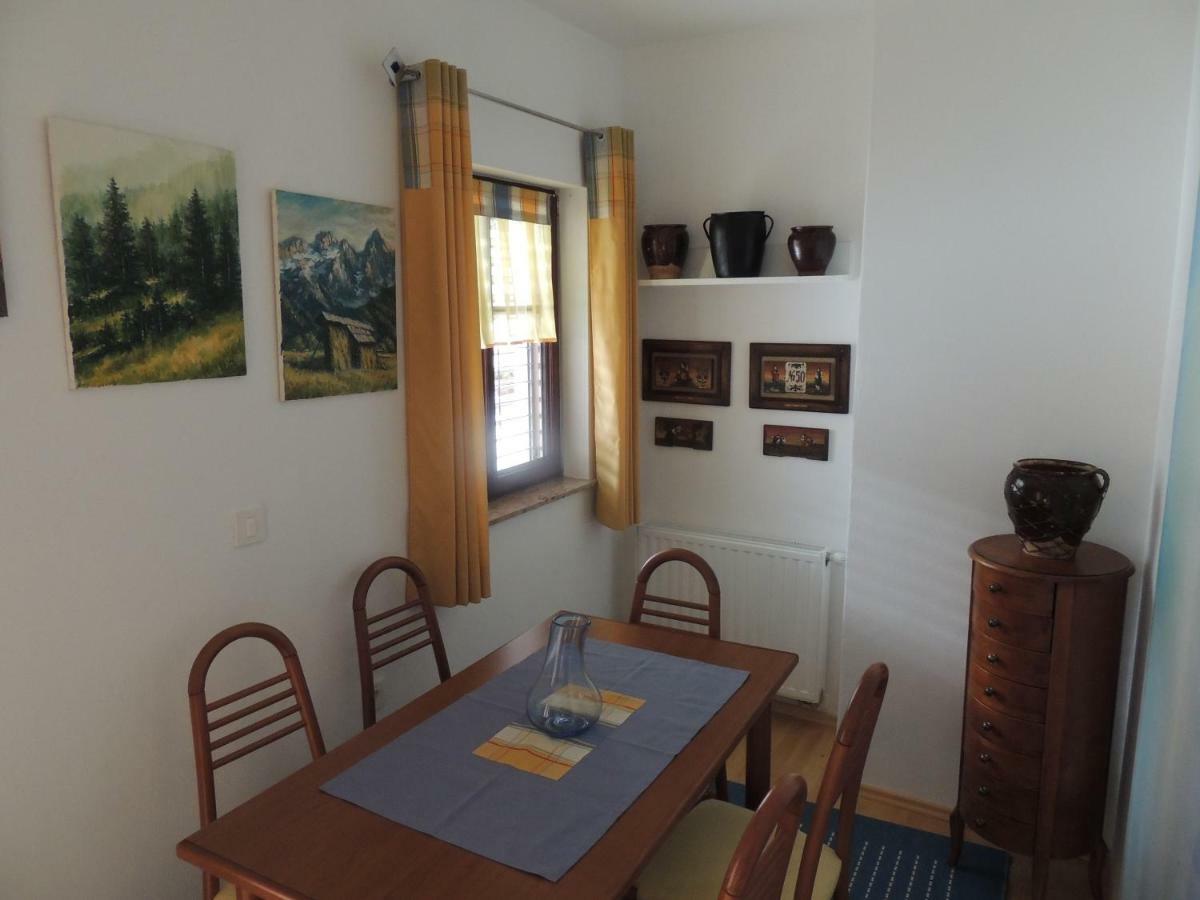 Apartma โบเว็ก ภายนอก รูปภาพ