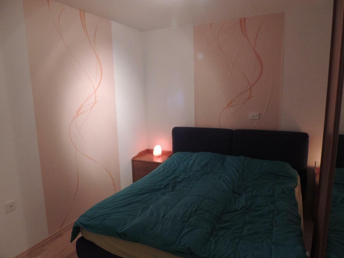Apartma โบเว็ก ภายนอก รูปภาพ